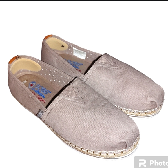 BOB'S Khaki Espadrilles - Picture 1 of 3